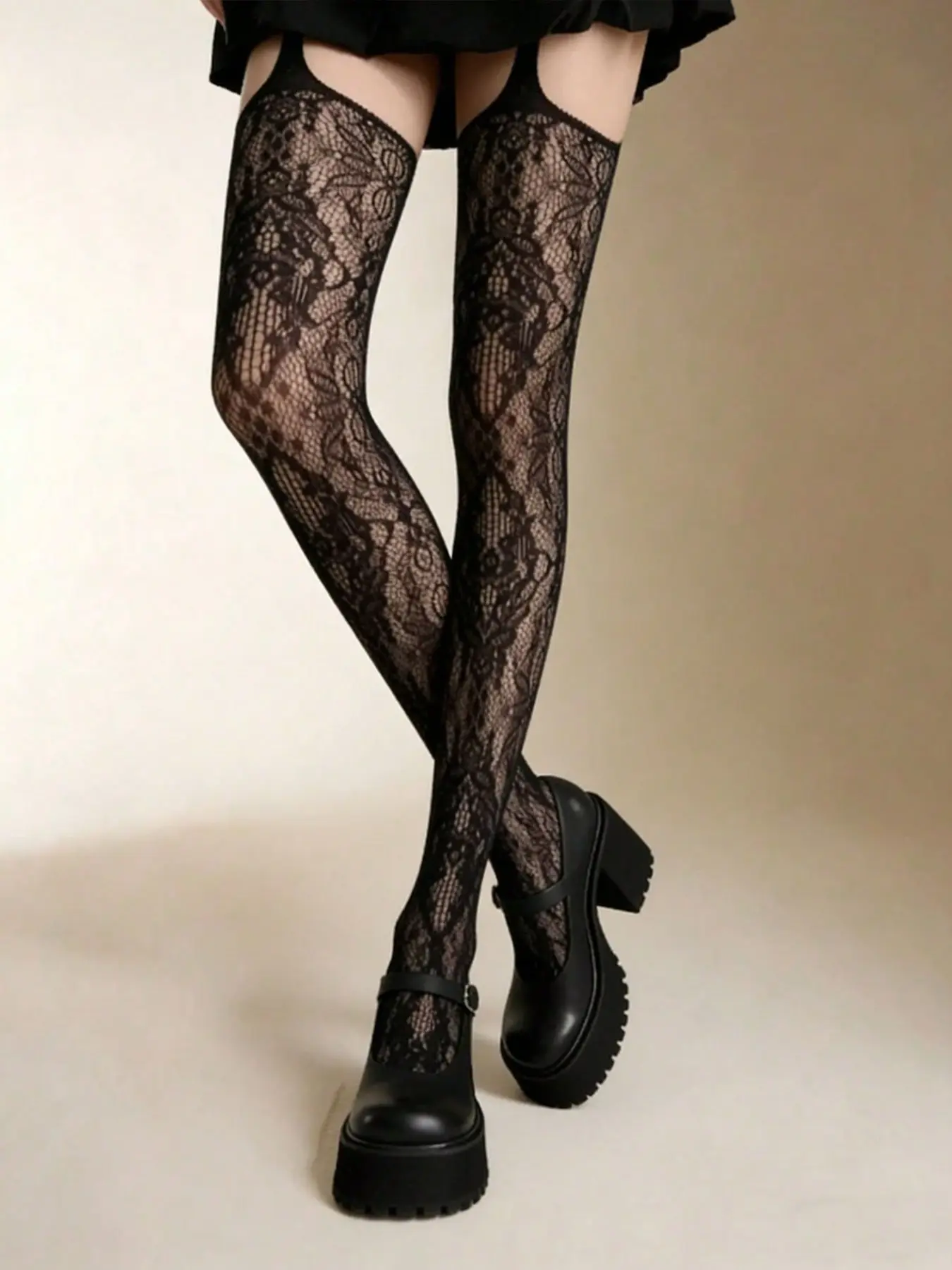 3 Pairs Floral Strappy Fishnet - огляд і ціна Good Floral & Wedding Decor Supply